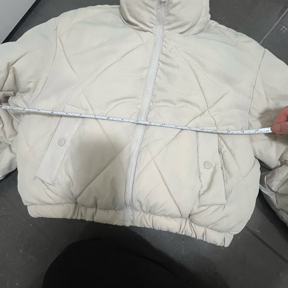 Garage Women's Off-White Puffer Jacket - Picture 10 of 11